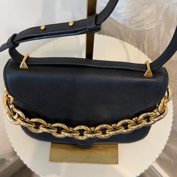 Bottega Veneta Mount Chain Bag Black - Picture 5 of 10